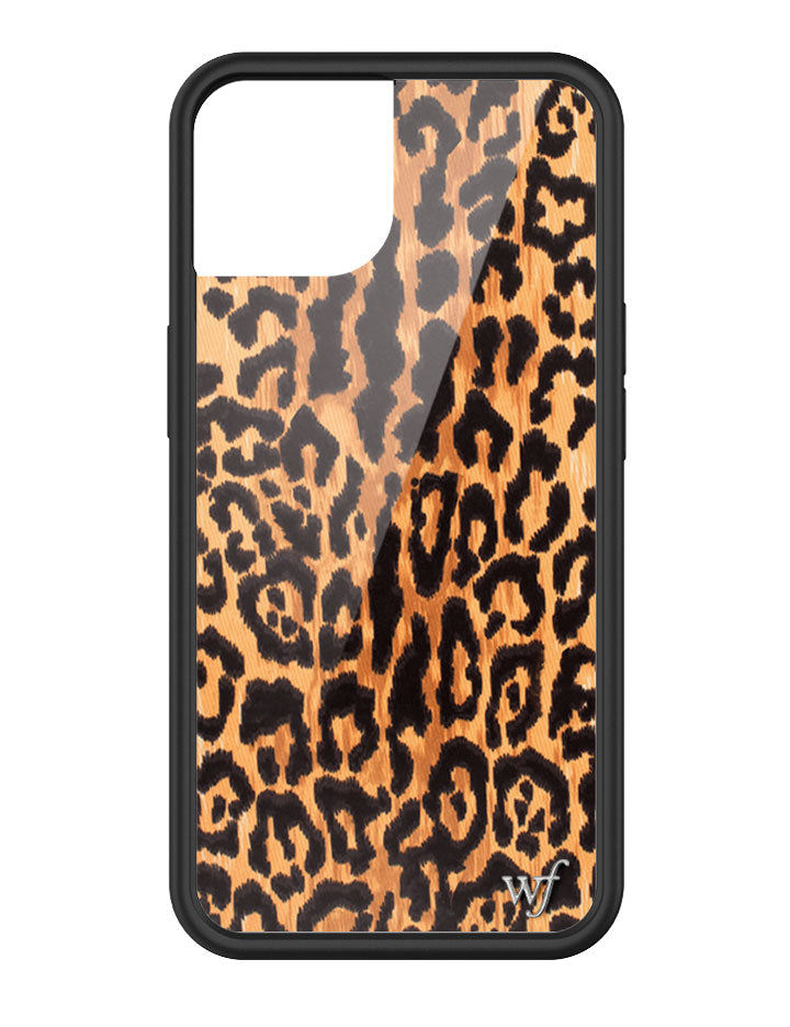 LEOL13-Leopard-Love-iPhone-13-Case-01.jpg