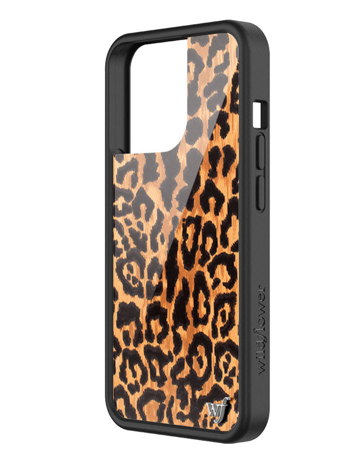 LEOL13P-Leopard-Love-iPhone-13-Pro-Case-02.jpg