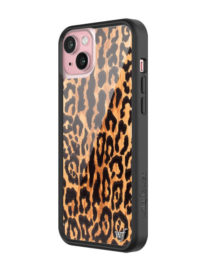 LEOL2015PLS-Leopard-Love-iPhone-15-Plus-Case-02.jpg